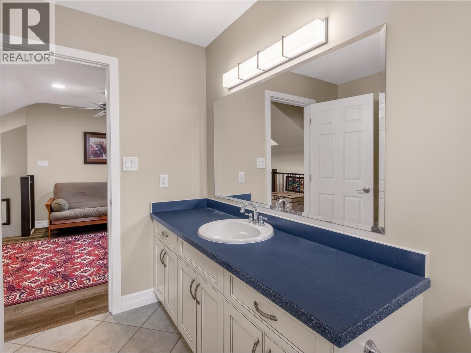 4005 Lobelia Drive, Osoyoos