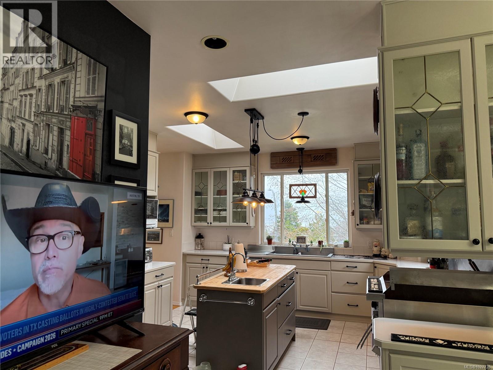 7640 Eagle Cres W, Port Hardy