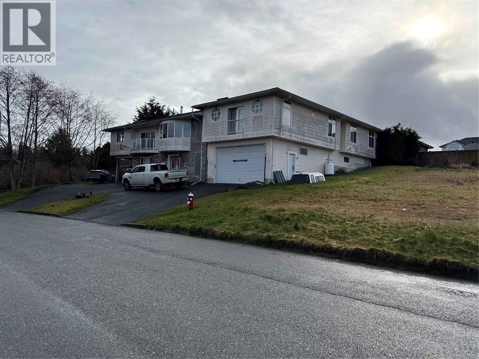 7640 Eagle Cres W - 2