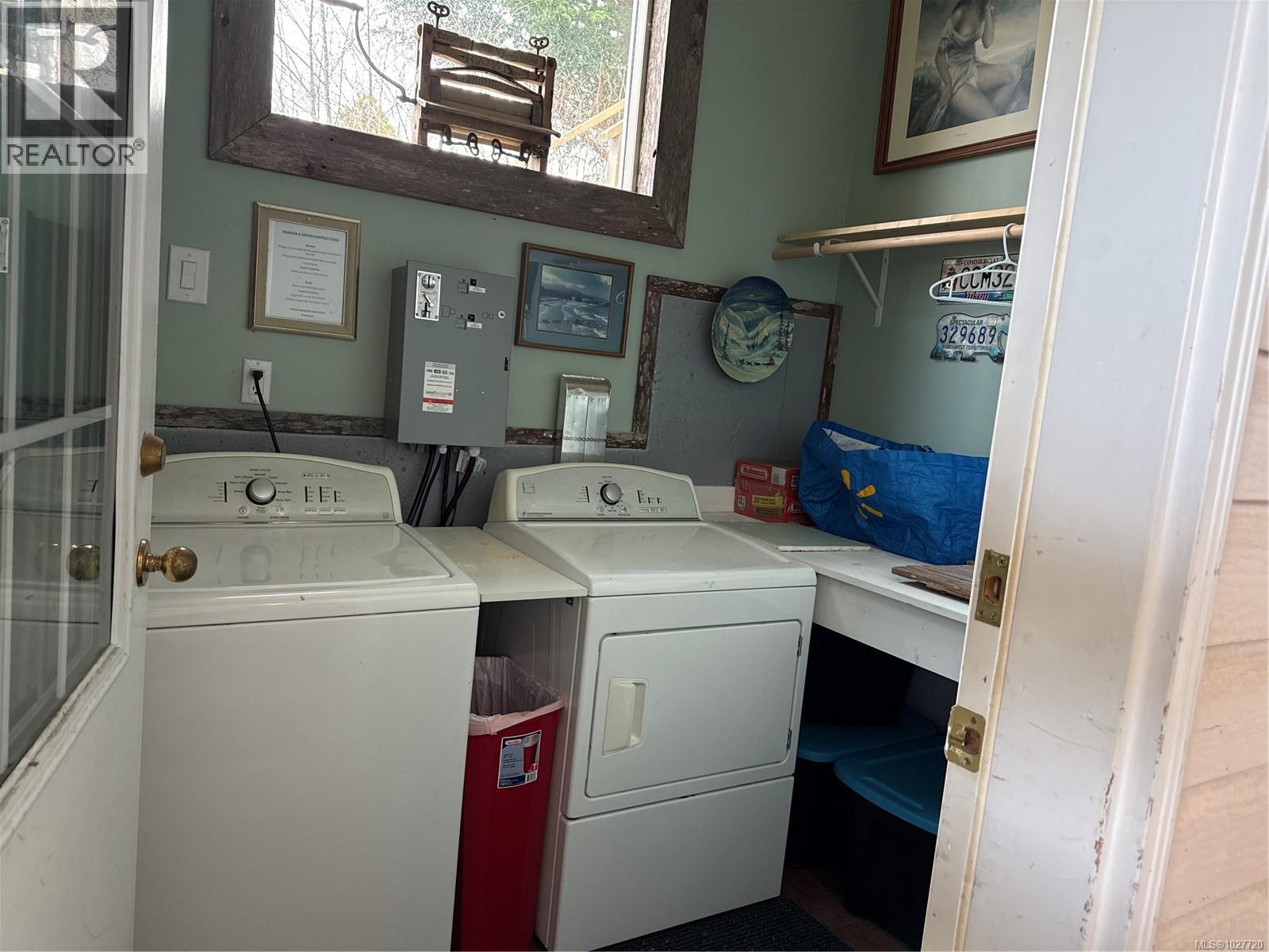 7640 Eagle Cres W, Port Hardy