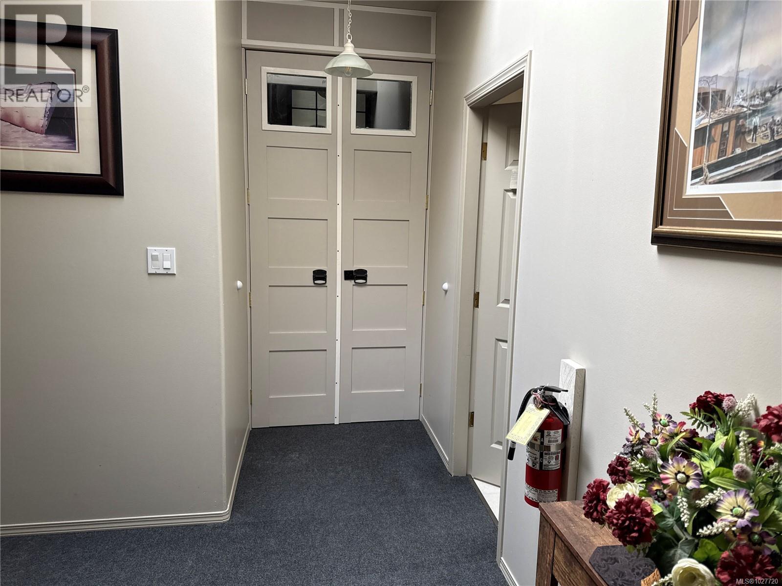 7640 Eagle Cres W - 25