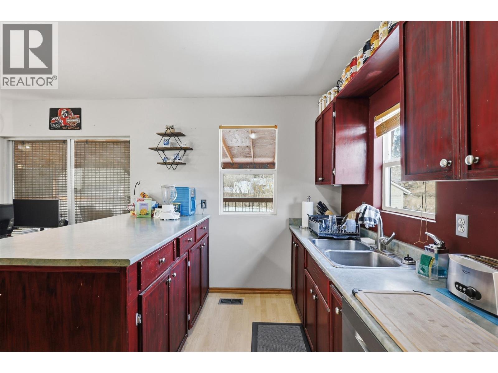 4885 Kamloops Vernon Highway, Westwold