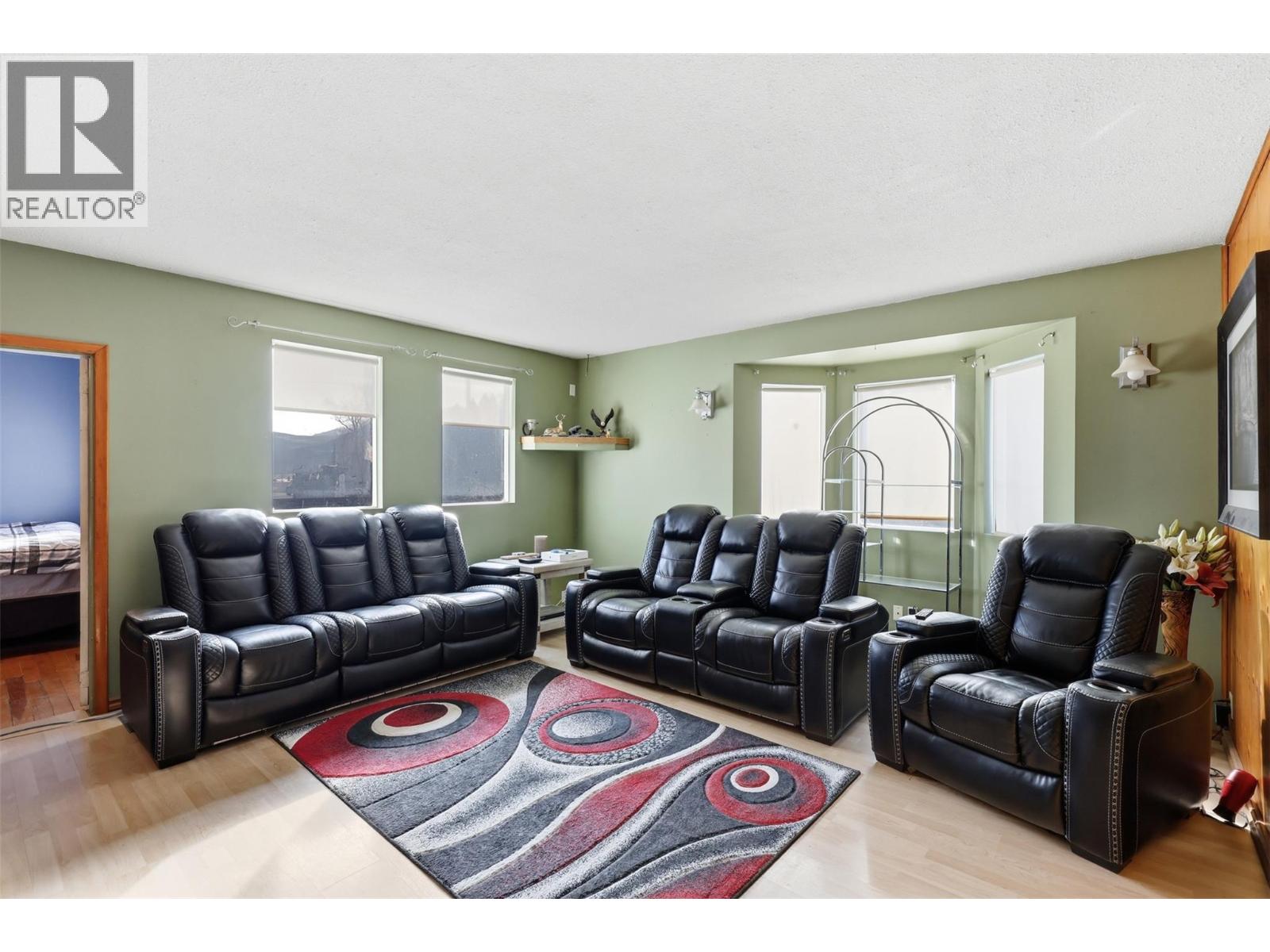 4885 Kamloops Vernon Highway, Westwold