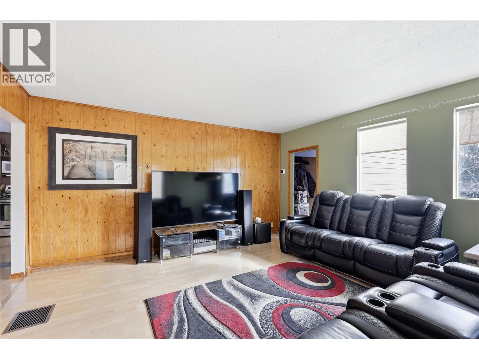 4885 Kamloops Vernon Highway, Westwold