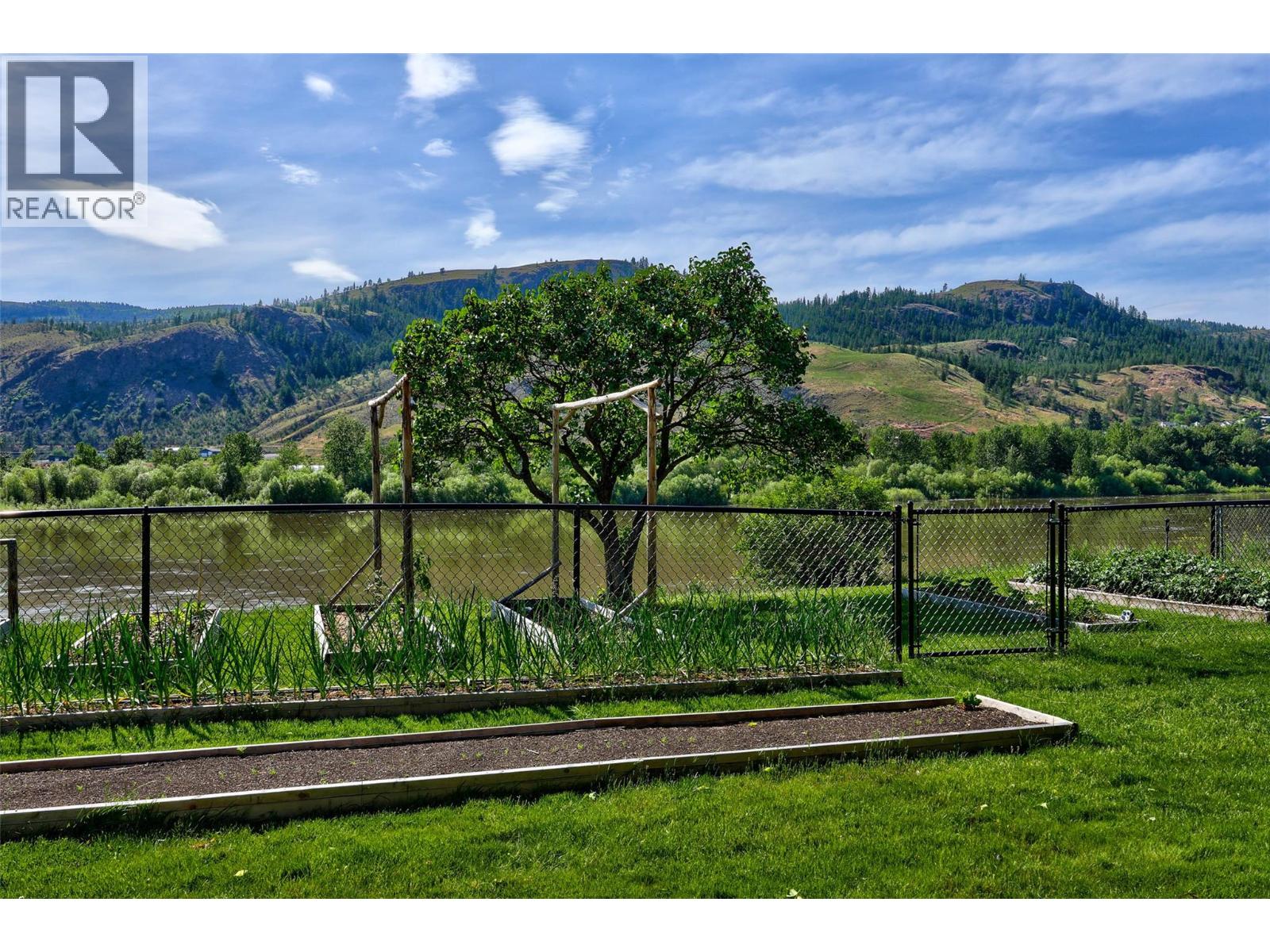 4061 DAVIE Road, Kamloops