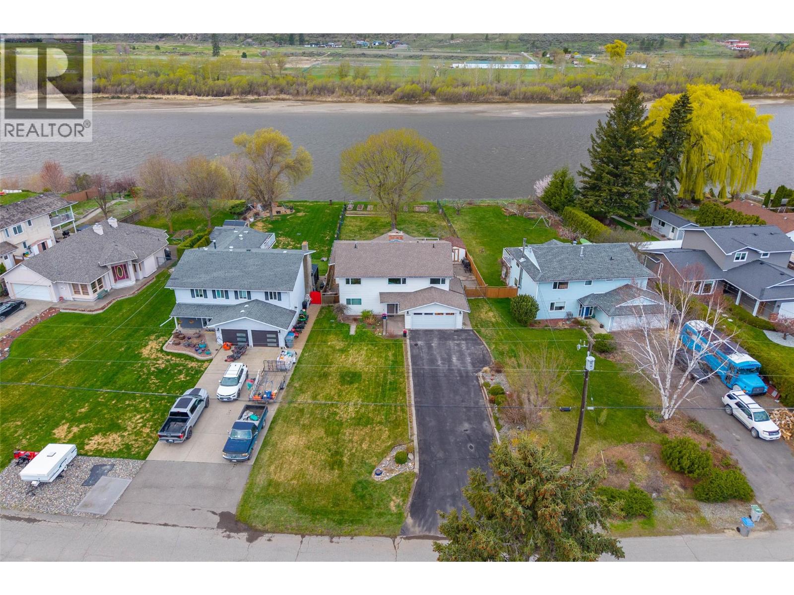 4061 DAVIE Road - 63