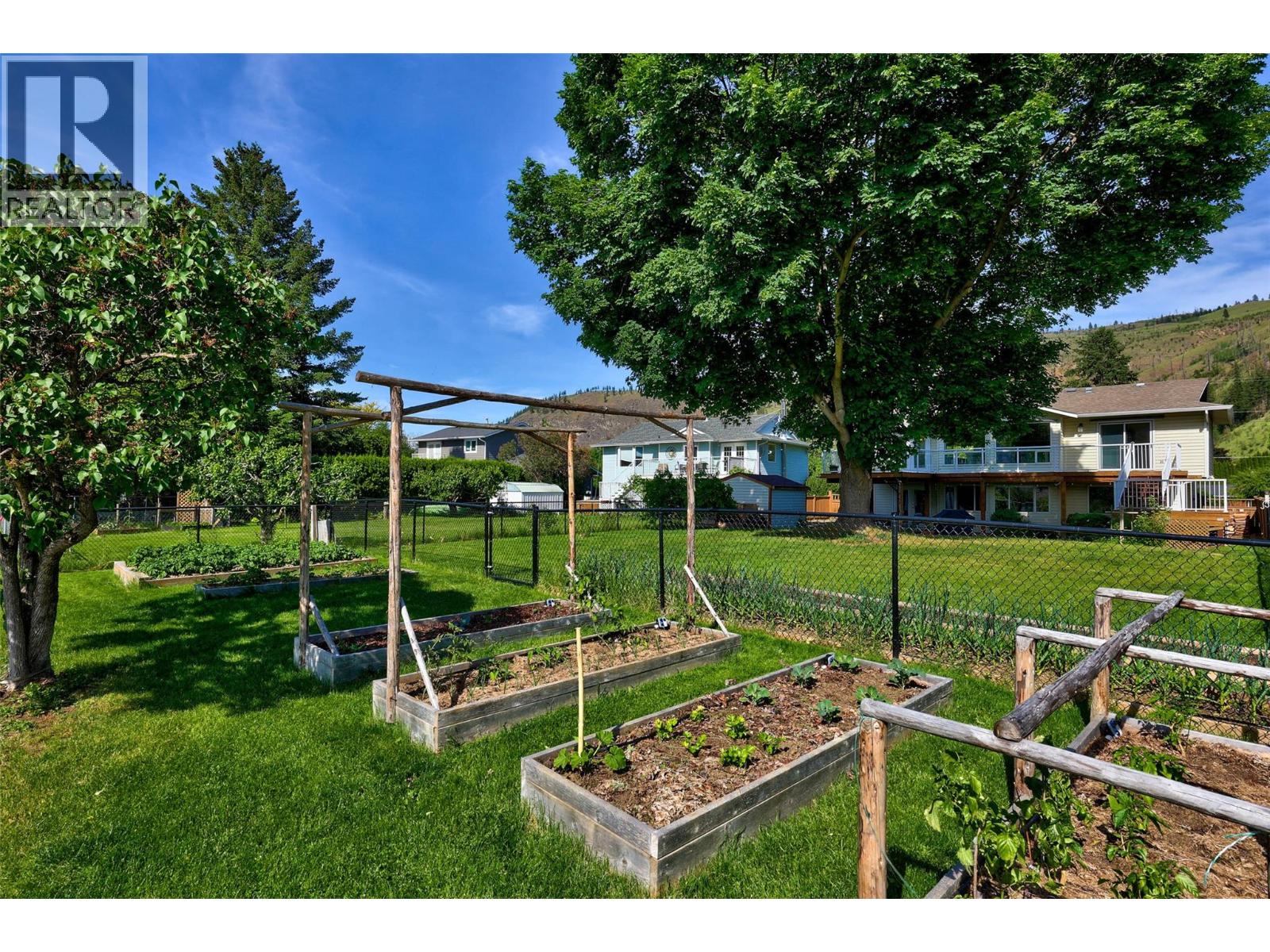 4061 DAVIE Road, Kamloops