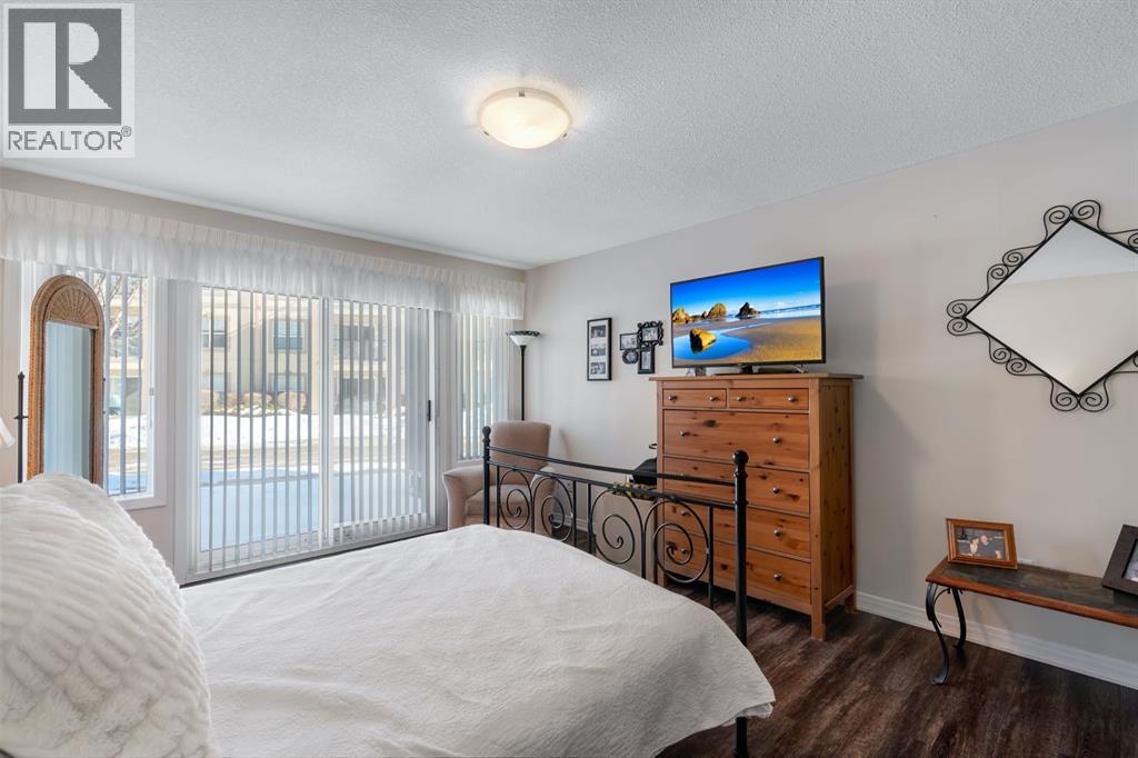 Single Family House for Sale in   Arbour Crest Drive NW Arbour Lake Calgary 