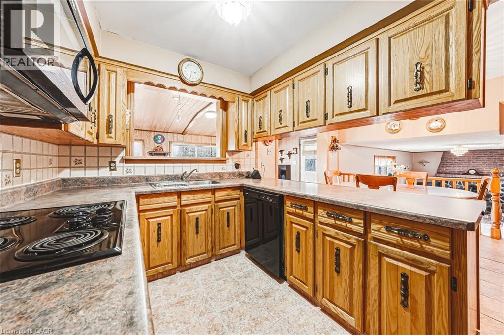 53 GLOVER Road - 17