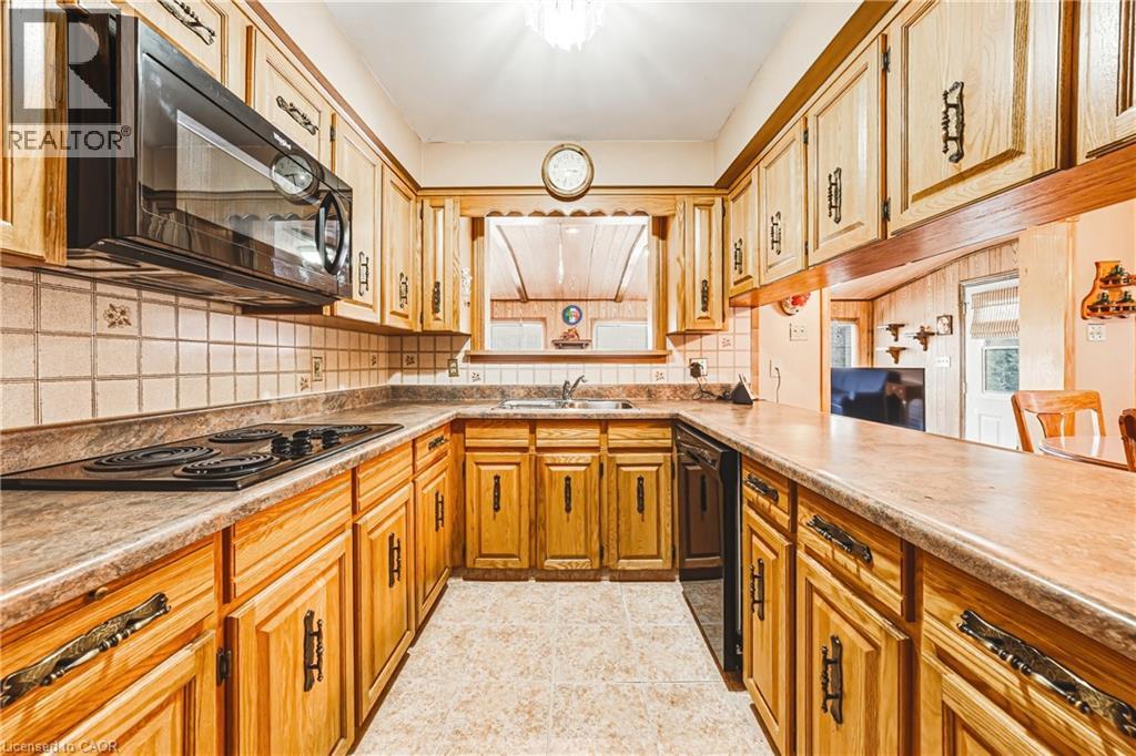 53 GLOVER Road - 18
