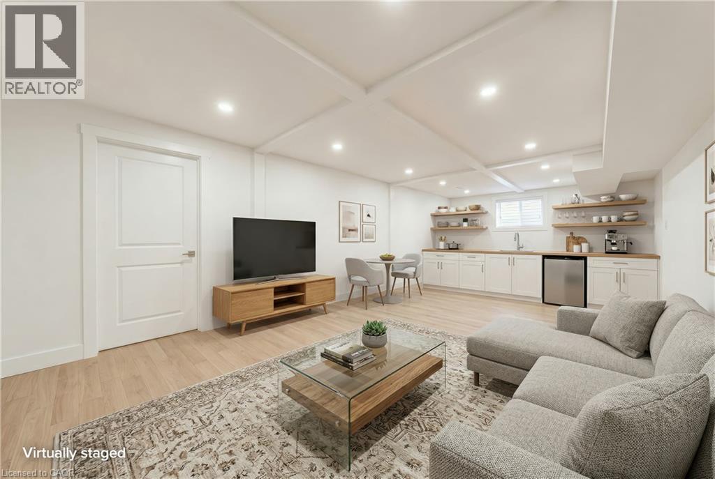 53 GLOVER Road - 6