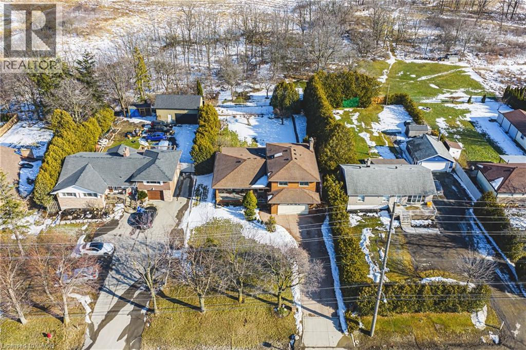 53 GLOVER Road - 48