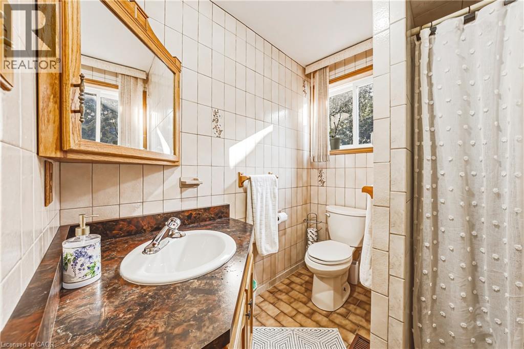 53 GLOVER Road - 27