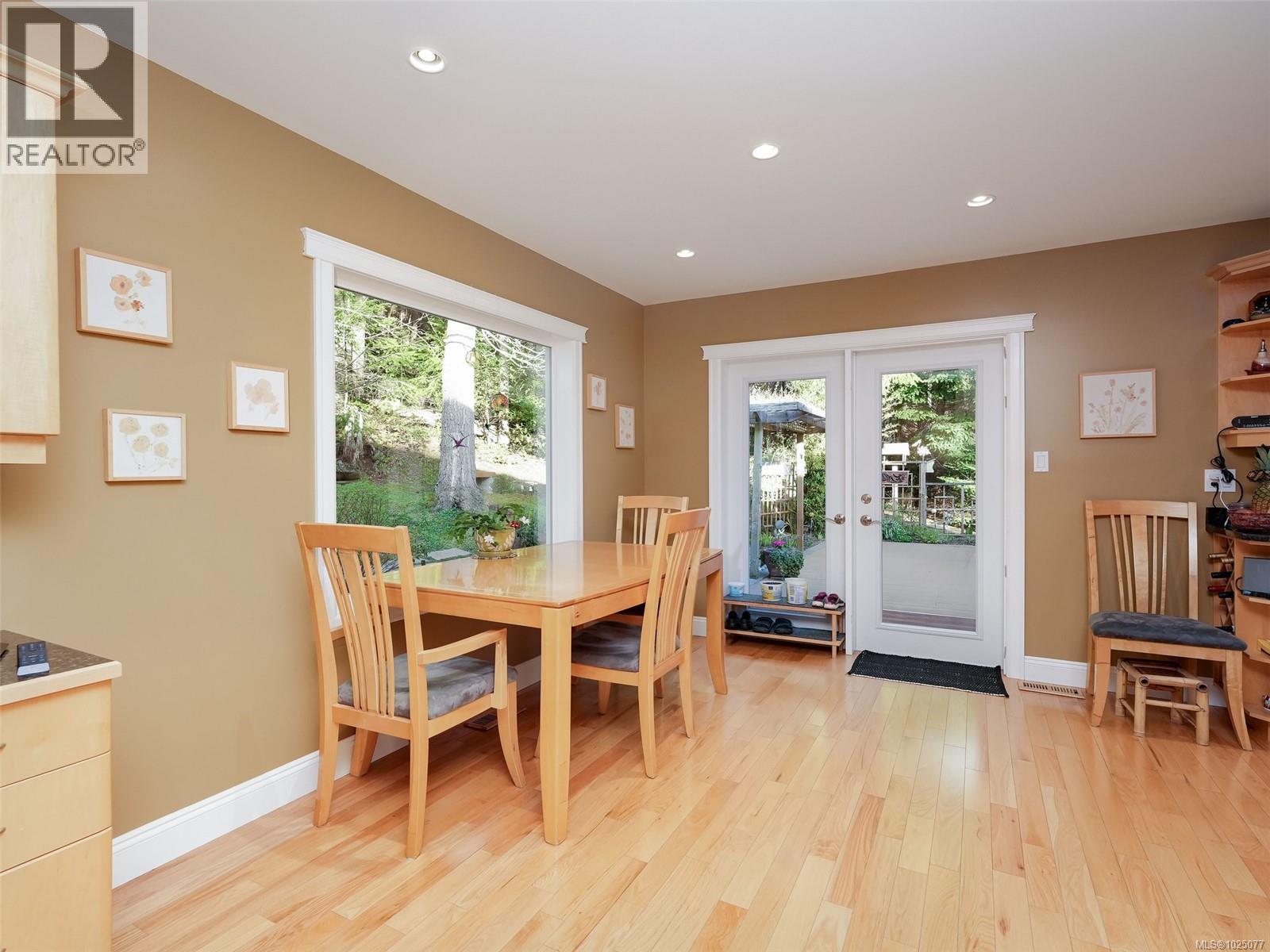 #E 3888 DUKE RD W - 7