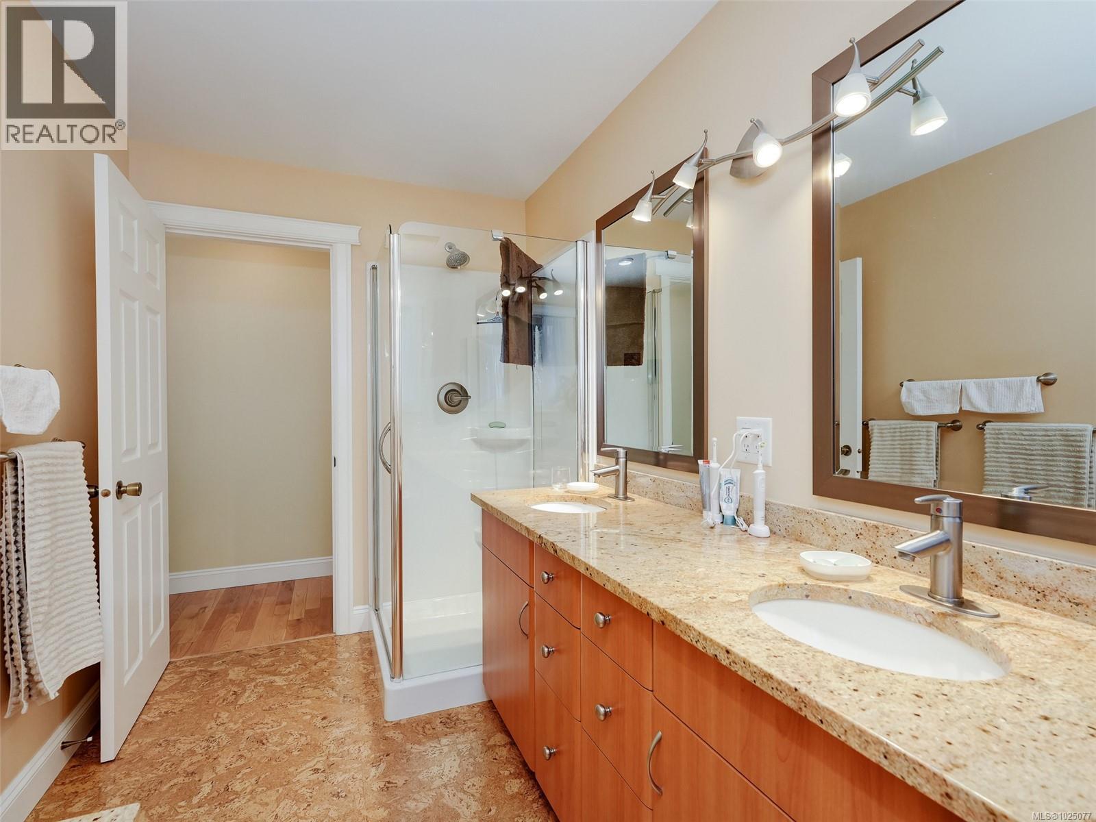 #E 3888 DUKE RD W - 14