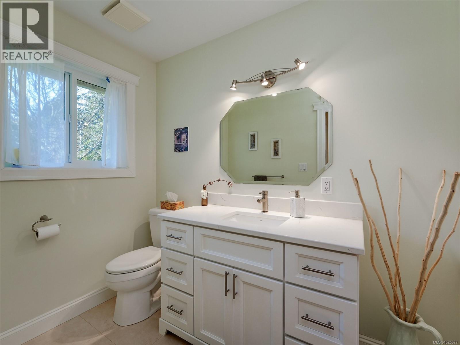 #E 3888 DUKE RD W - 18