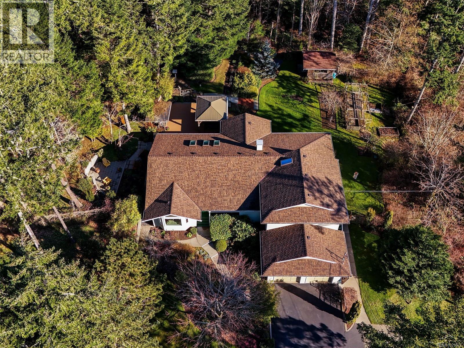 #E 3888 DUKE RD W - 35