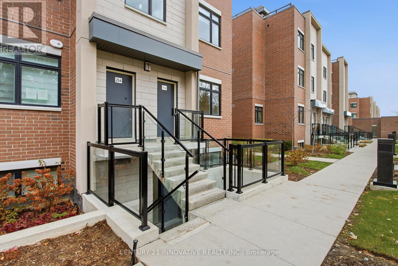 #104 1115 DOUGLAS MCCURDY COMMON STREET - 25