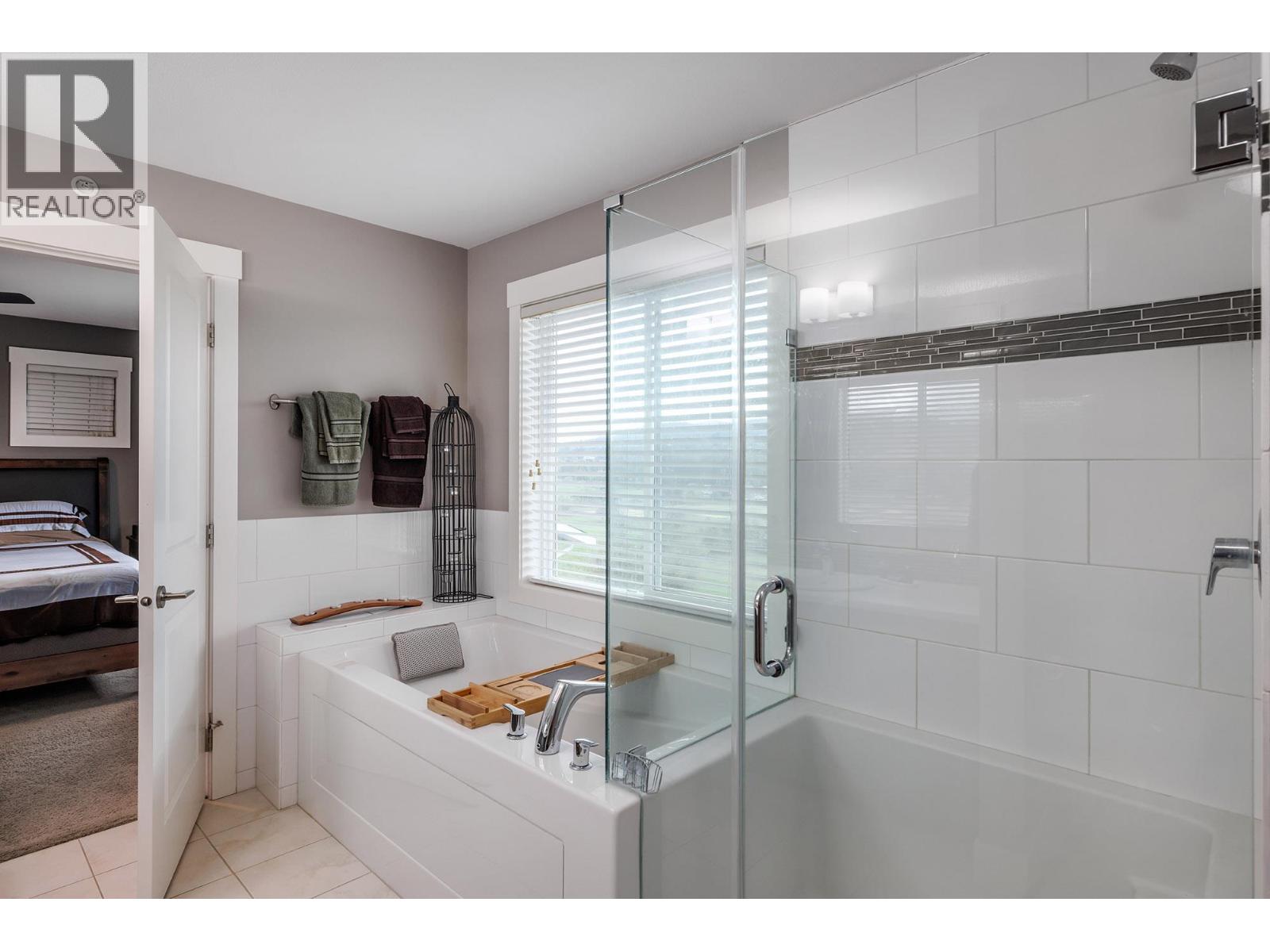 10742 Quail Road, Lake Country