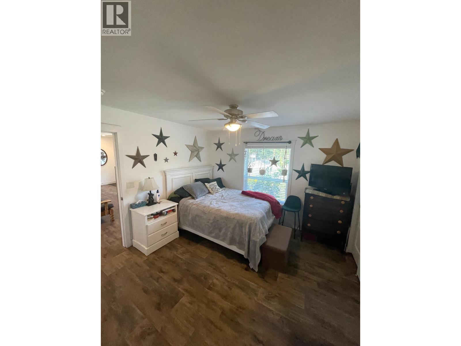 8187 Donaldson Drive, Grand Forks