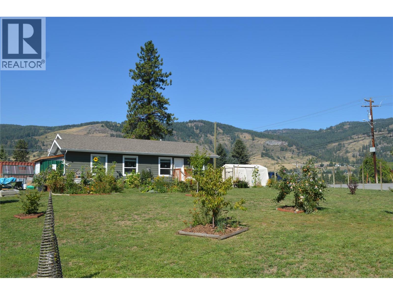 8187 Donaldson Drive - 3