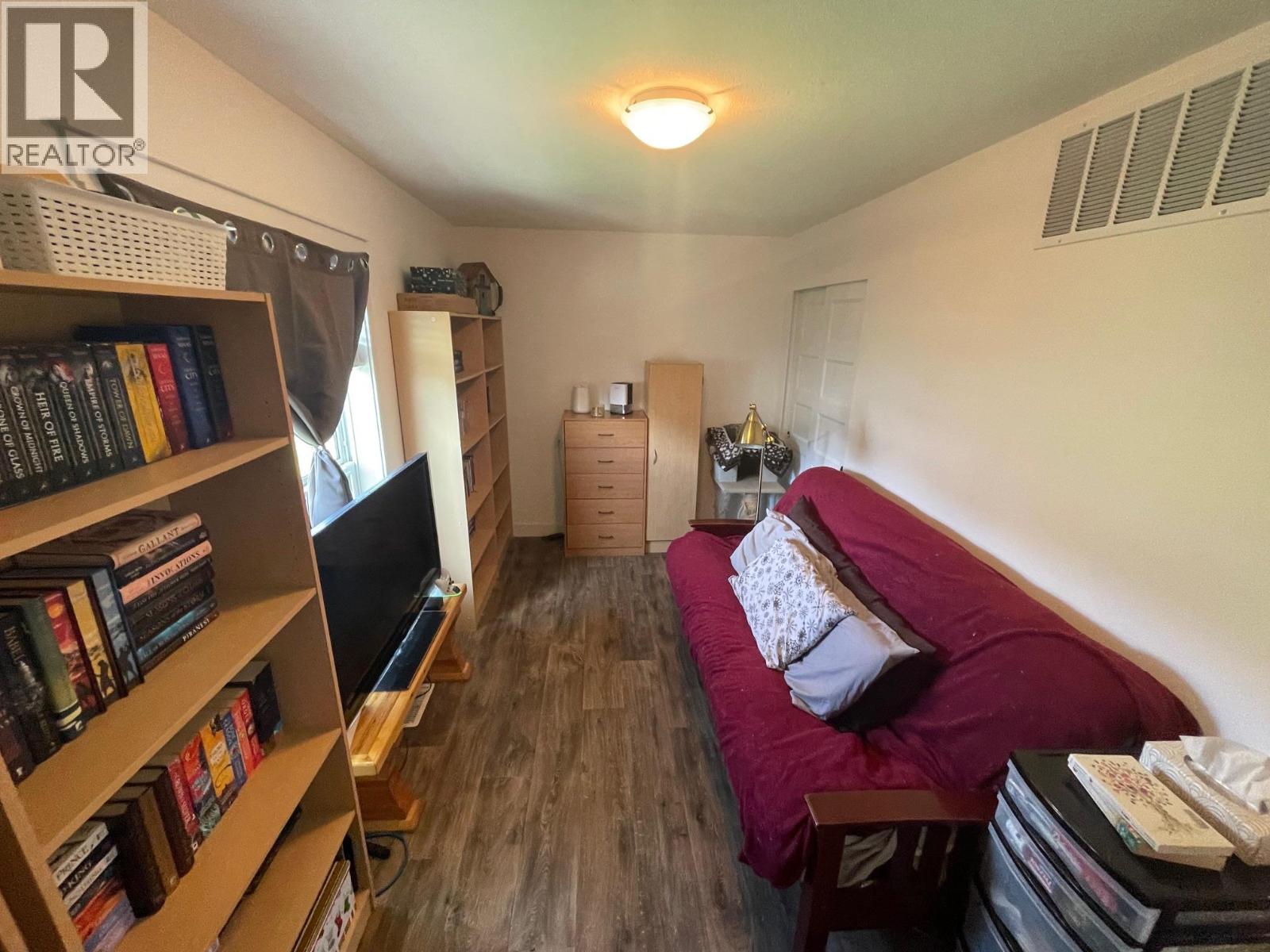 8187 Donaldson Drive - 30