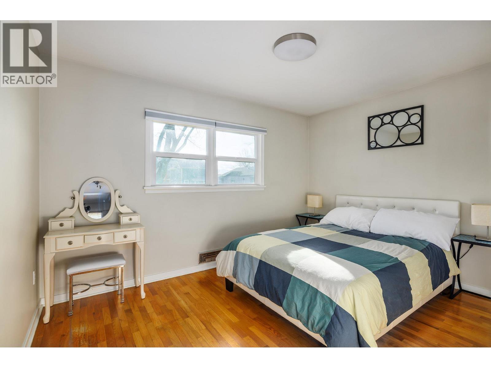  751 Saucier Avenue, Kelowna