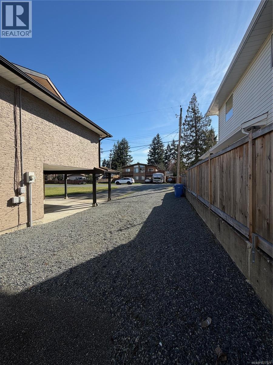 1824 Latimer Rd, Nanaimo