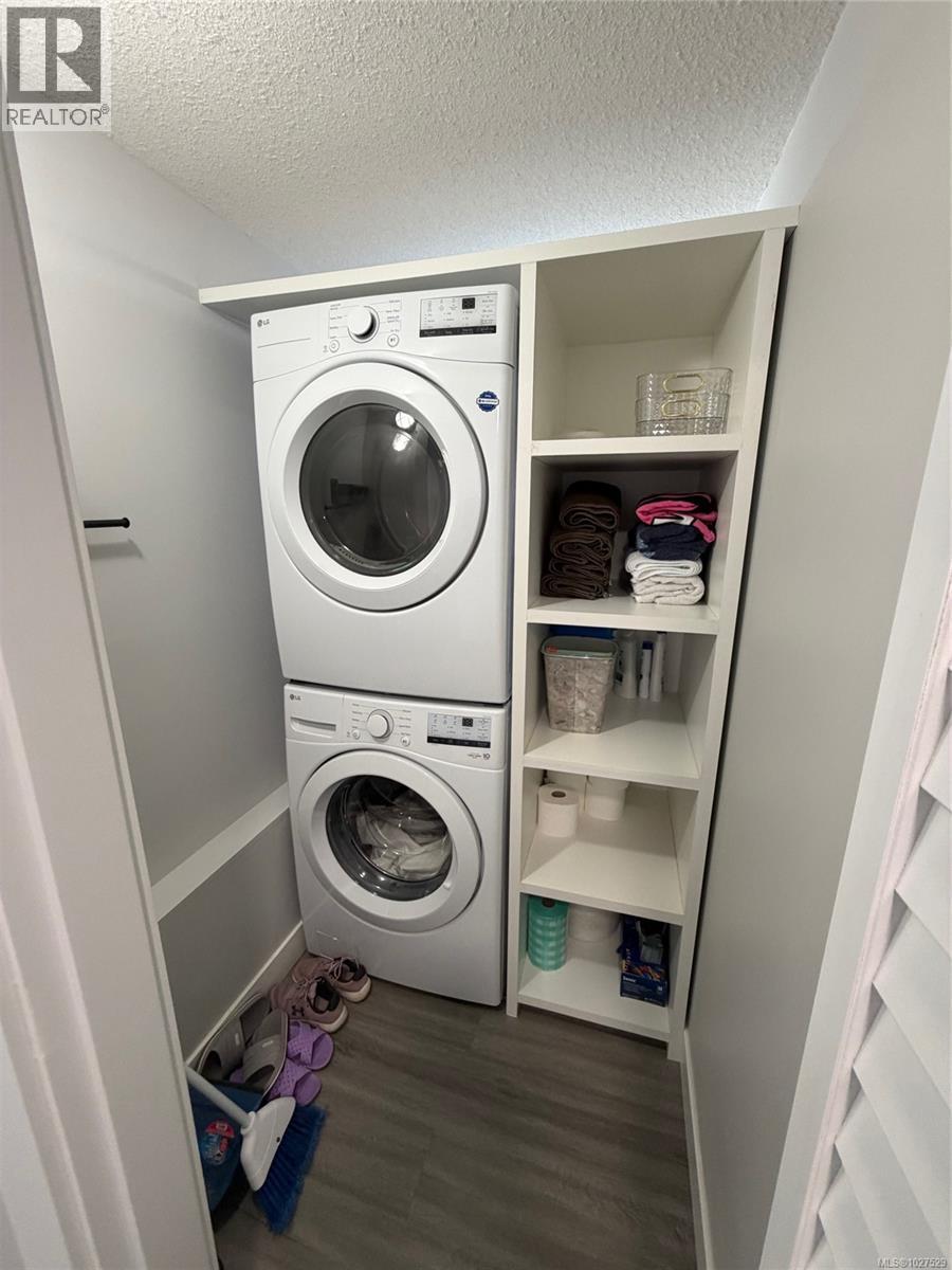 1824 Latimer Rd, Nanaimo