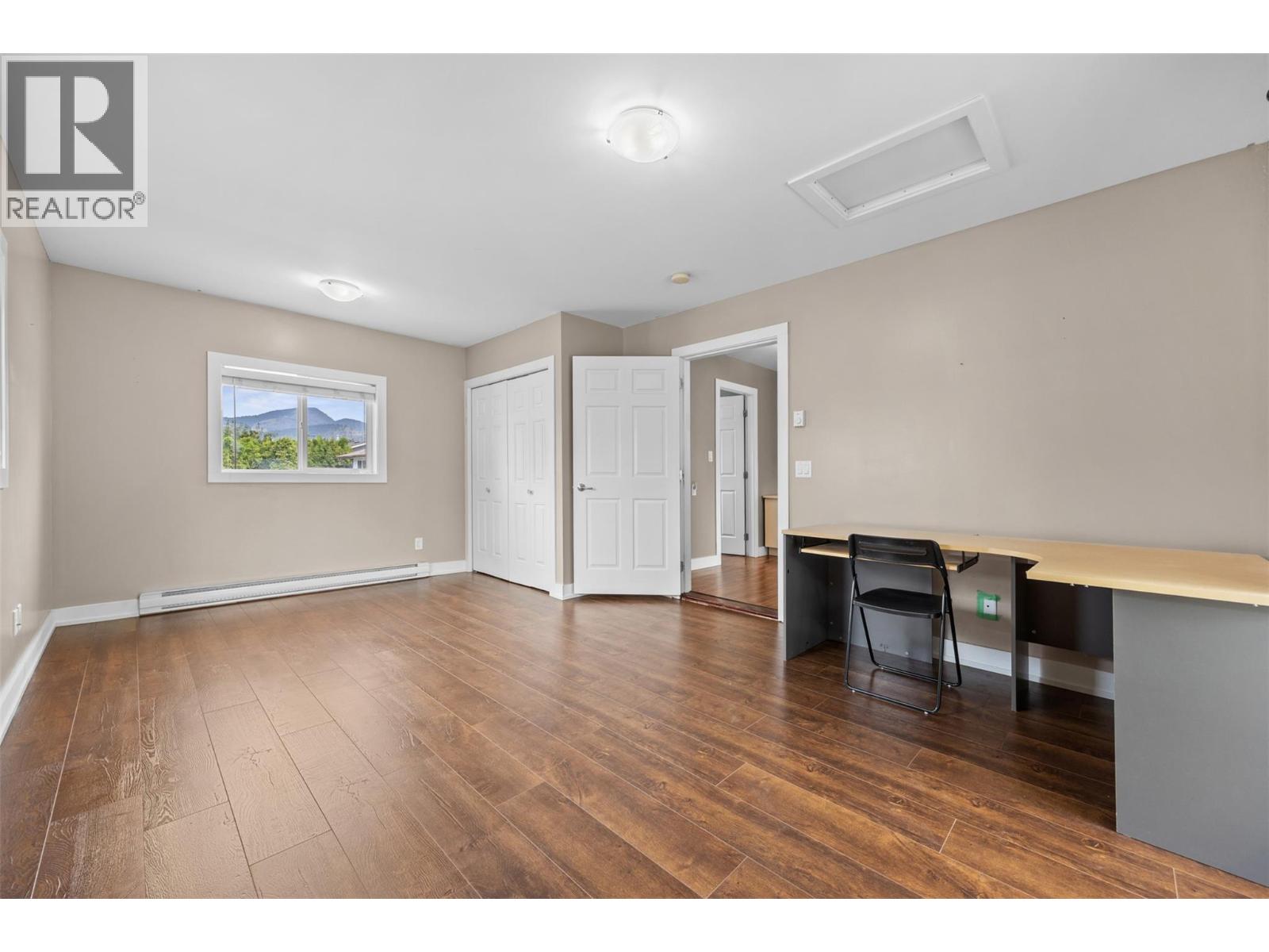 645 Mark Road - 15