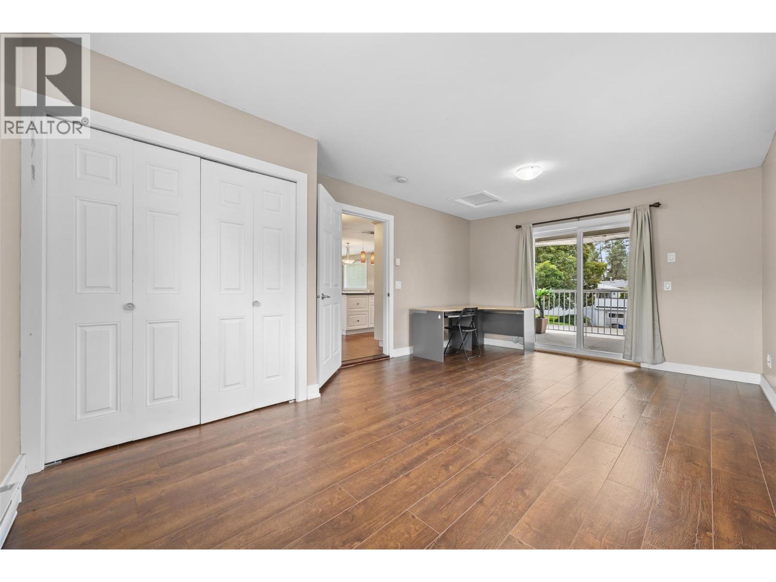 645 Mark Road - 16