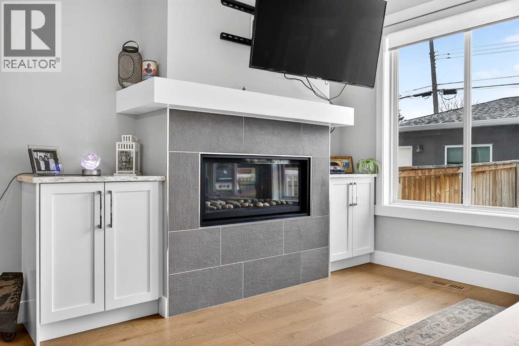 
          435 31 Avenue Northwest
            <br/>
            <span>Calgary</span>
            , 
            <span>AB</span>
             <span>T2M2P5</span>
         - Photo 19