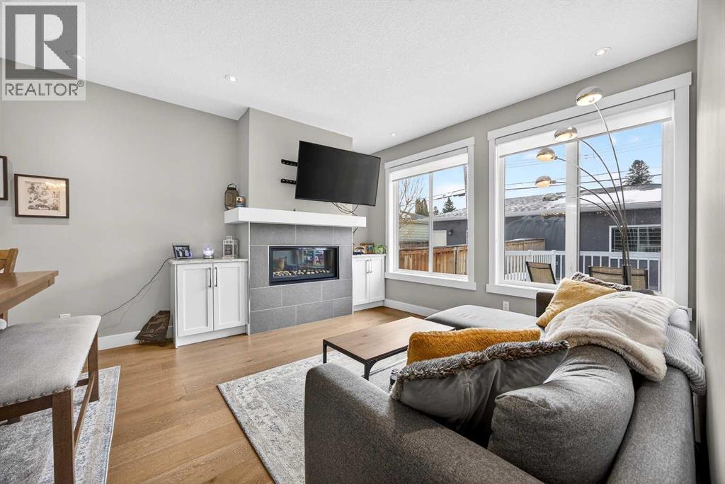 
          435 31 Avenue Northwest
            <br/>
            <span>Calgary</span>
            , 
            <span>AB</span>
             <span>T2M2P5</span>
         - Photo 16