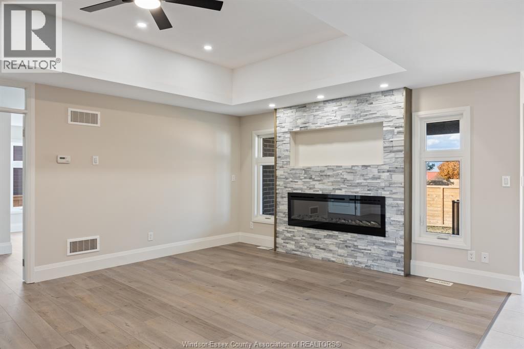 18 WOODLAND STREET - 10