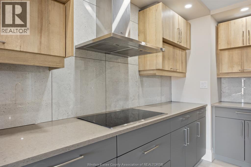 18 WOODLAND STREET - 16