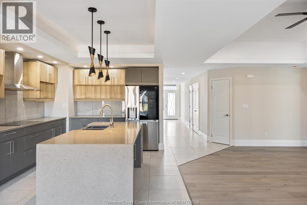 18 WOODLAND STREET - 18