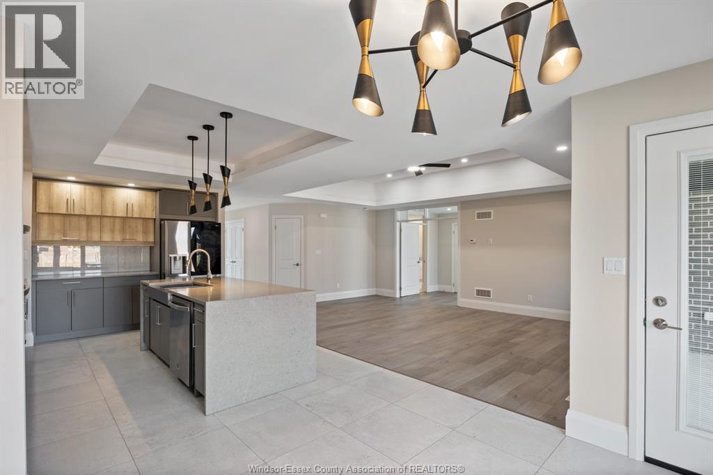 18 WOODLAND STREET - 20