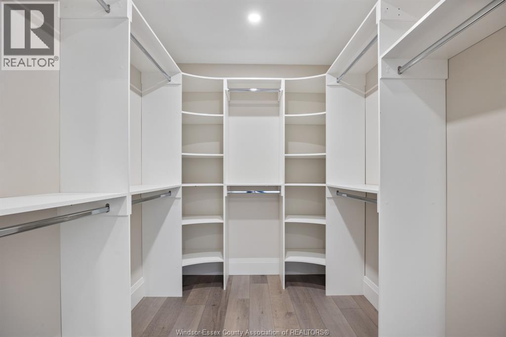 18 WOODLAND STREET - 23