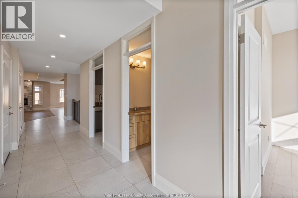 18 WOODLAND STREET - 8