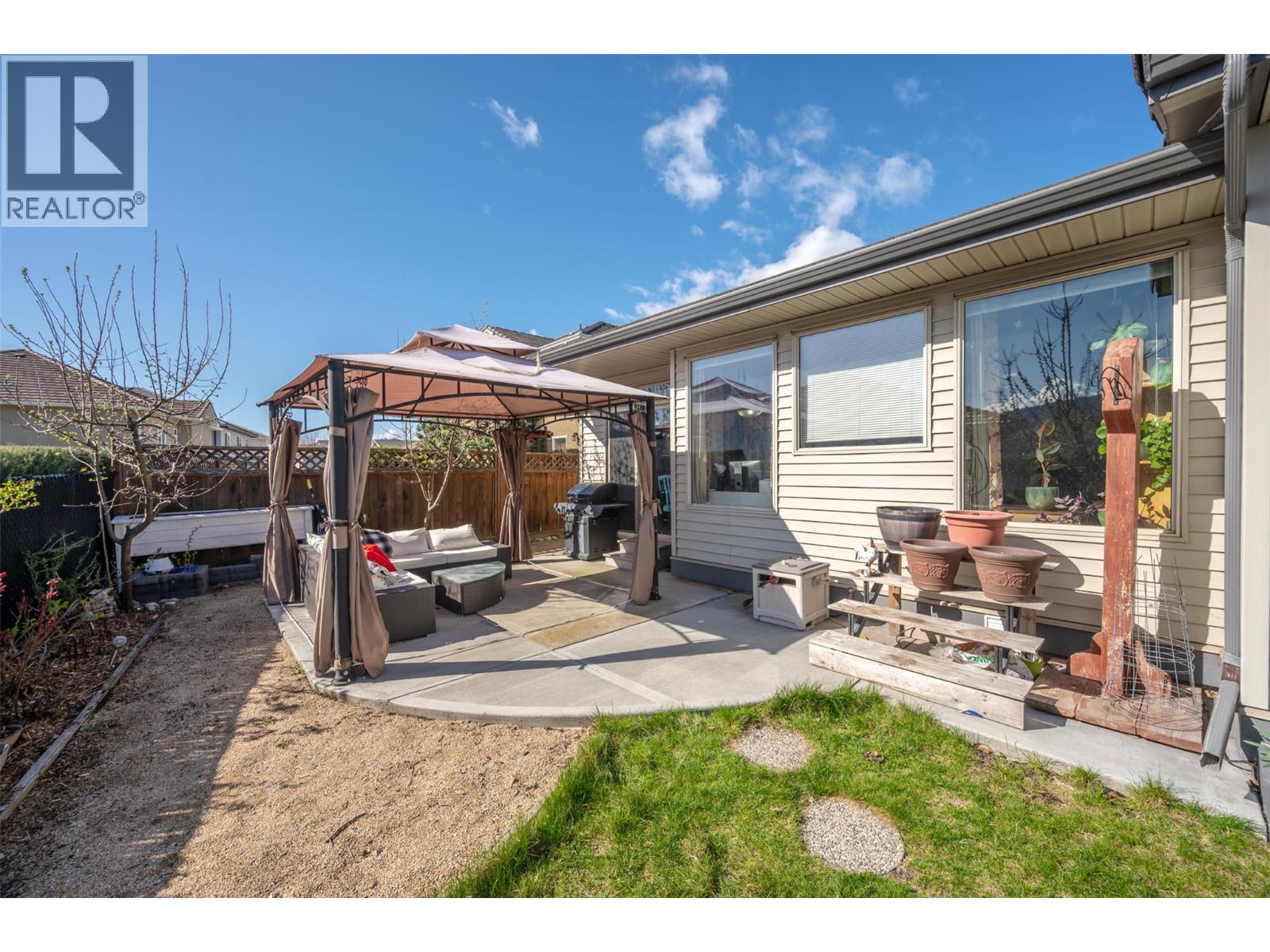 6865 MOUNTAINVIEW Drive, Oliver