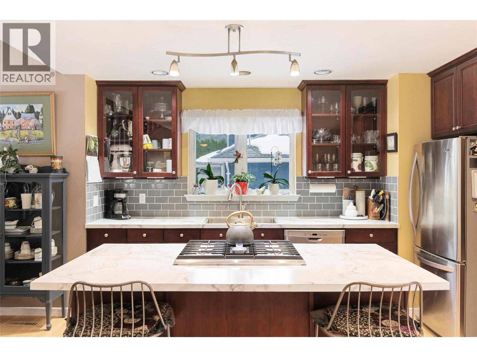  1820 Illecillewaet Road, Revelstoke