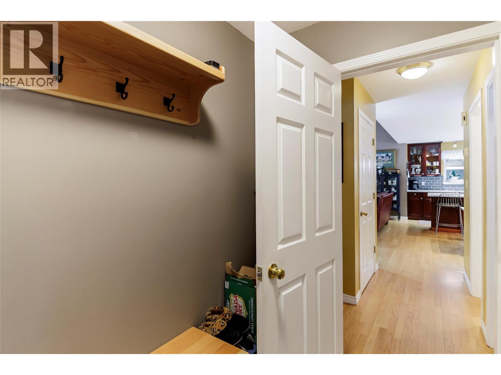  1820 Illecillewaet Road, Revelstoke