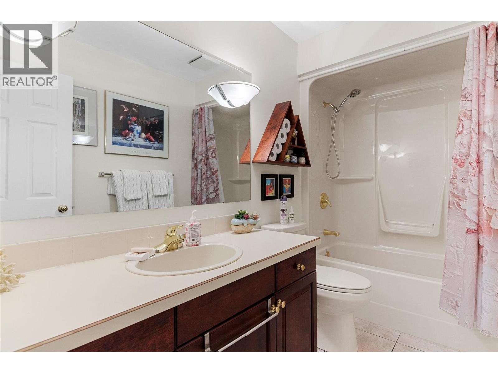  1820 Illecillewaet Road, Revelstoke