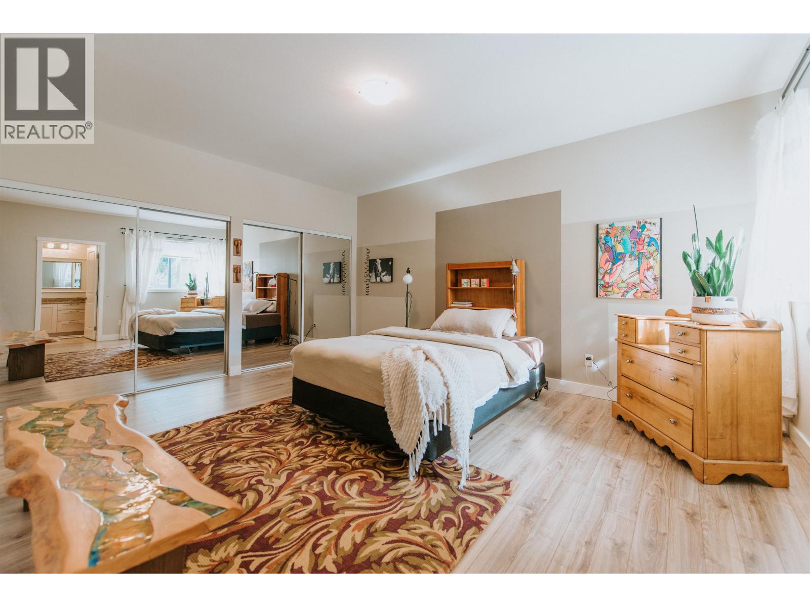 6222 SITKA ROAD, Sechelt