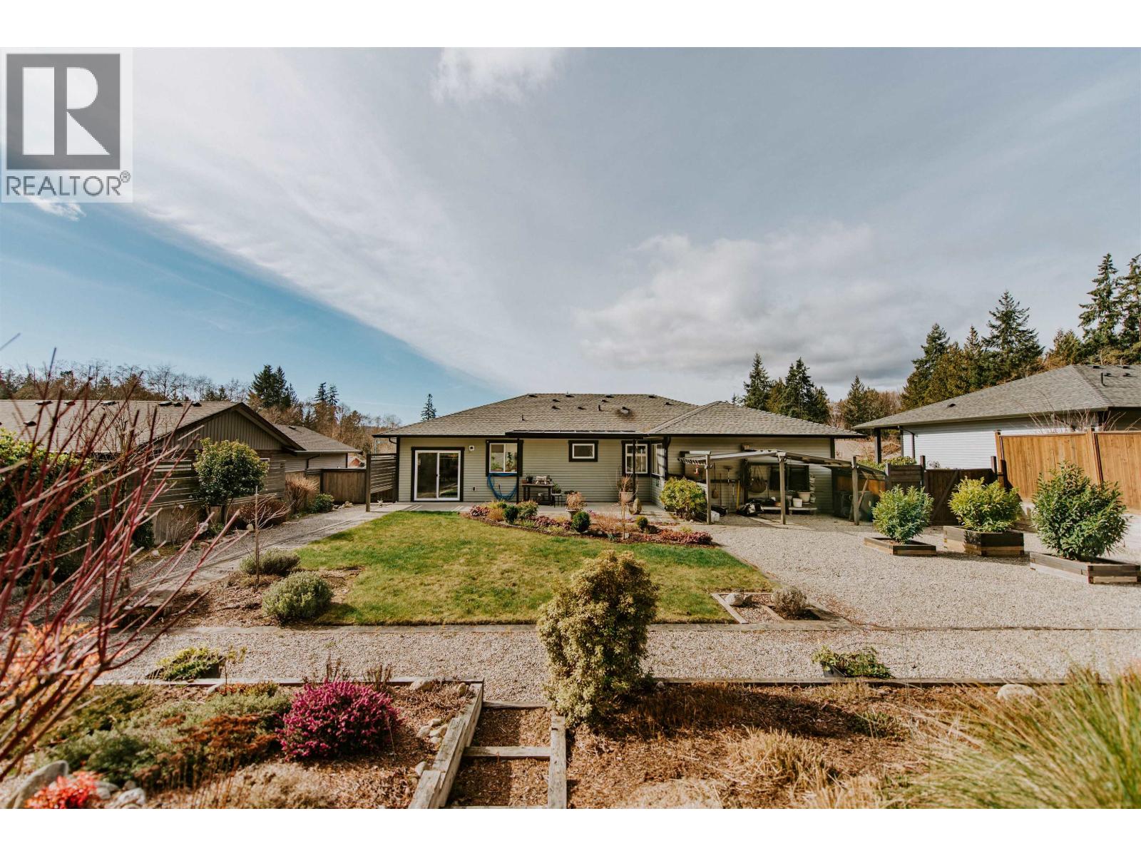 6222 SITKA ROAD, Sechelt