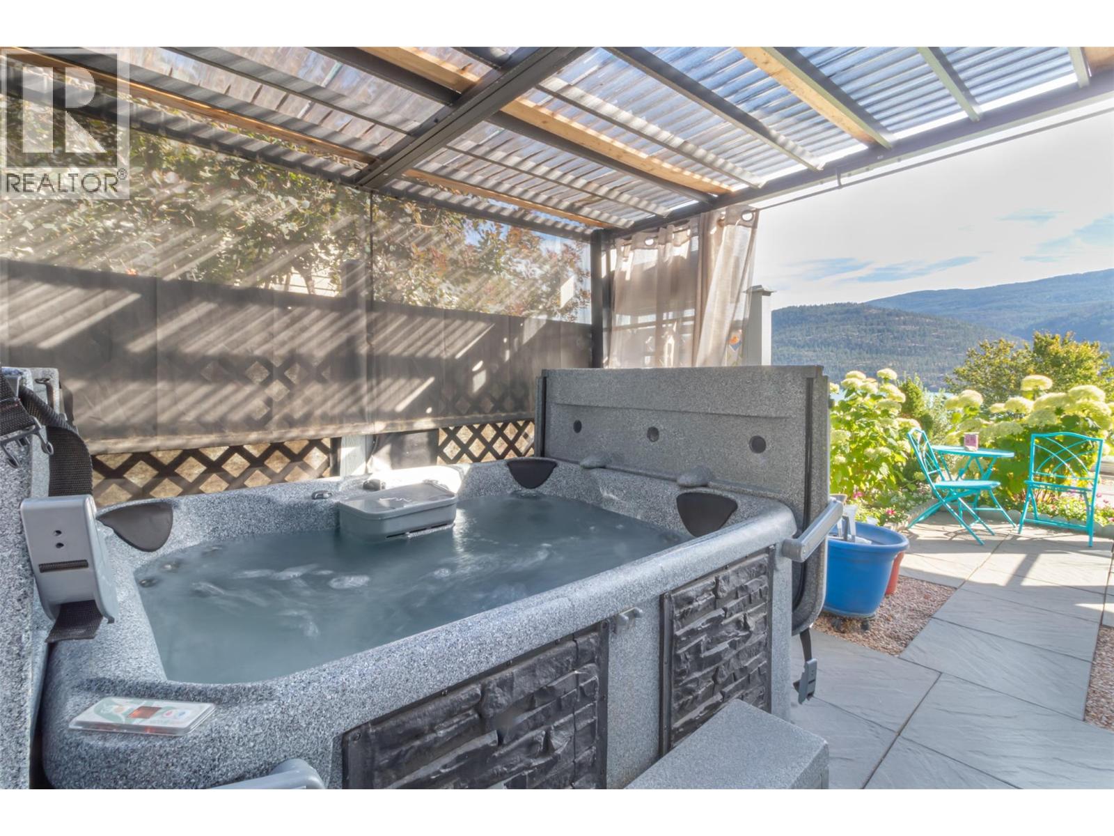 #25 17610 Rawsthorne Road - 9
