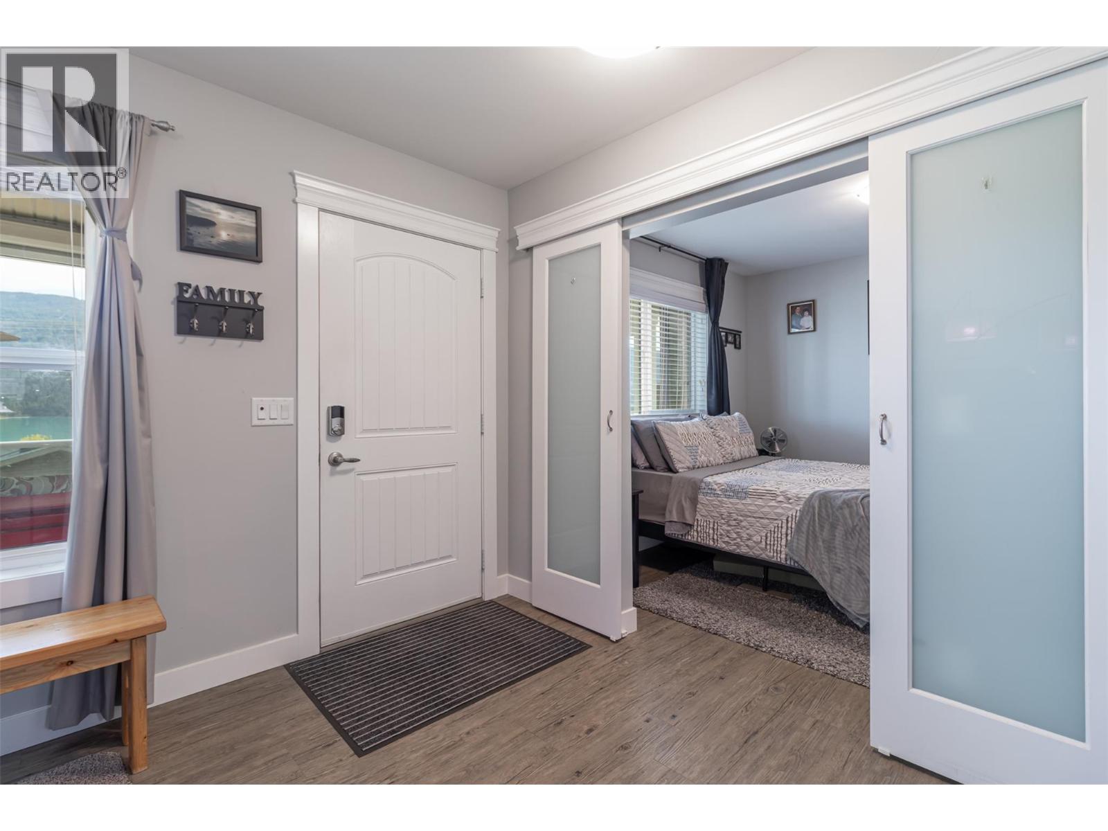 #25 17610 Rawsthorne Road - 12