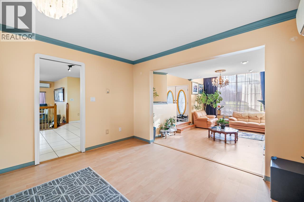 22471 MCLEAN Avenue, Richmond