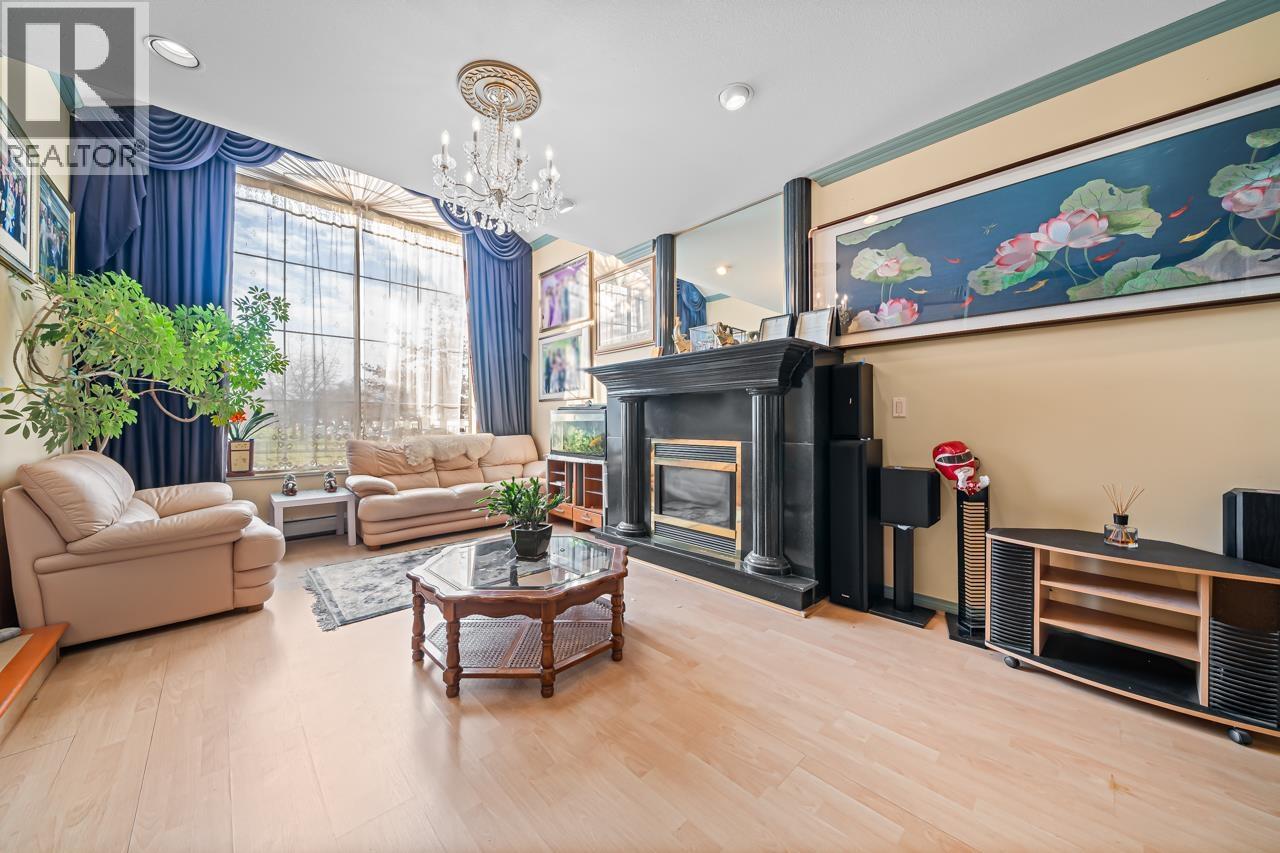 22471 MCLEAN Avenue, Richmond