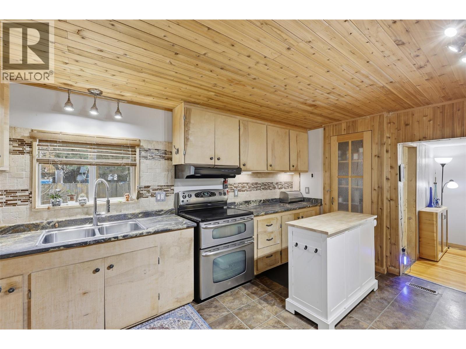 2401 ORD Road Unit# 105, Kamloops